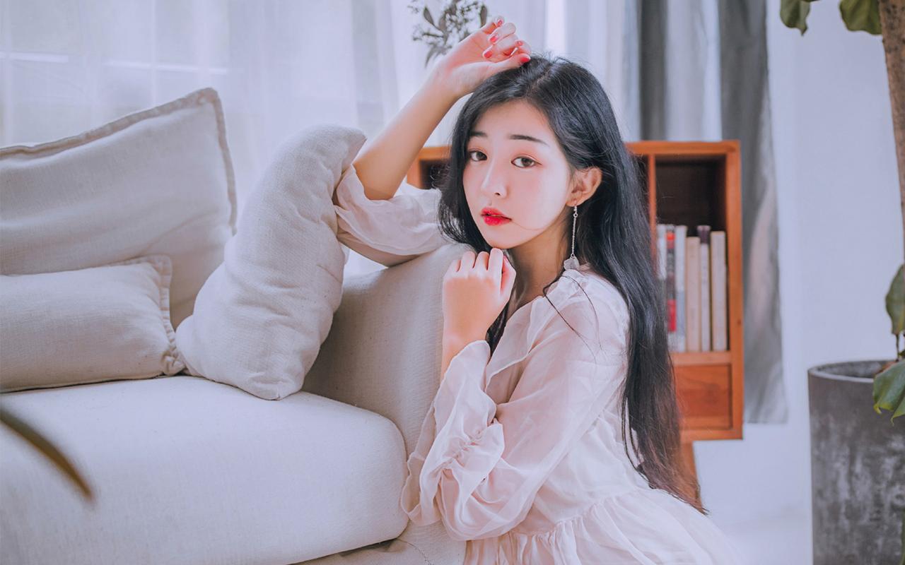 习近平主席《论教育》《习近平文化思想学习纲要》《近镜头：温暖的瞬间》繁体版在香港书展首发